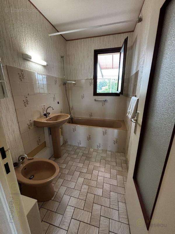 Maison 104 m² à Bellegarde-En-Marche  - photo 8