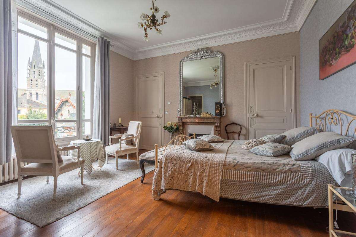 Maison à ETAMPES