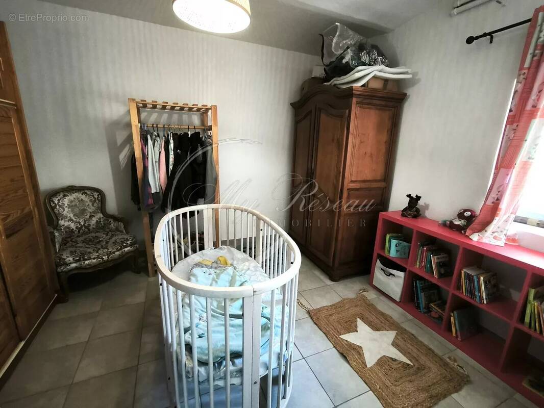 Maison à SAINT-LAURENT-DE-LA-CABRERISSE