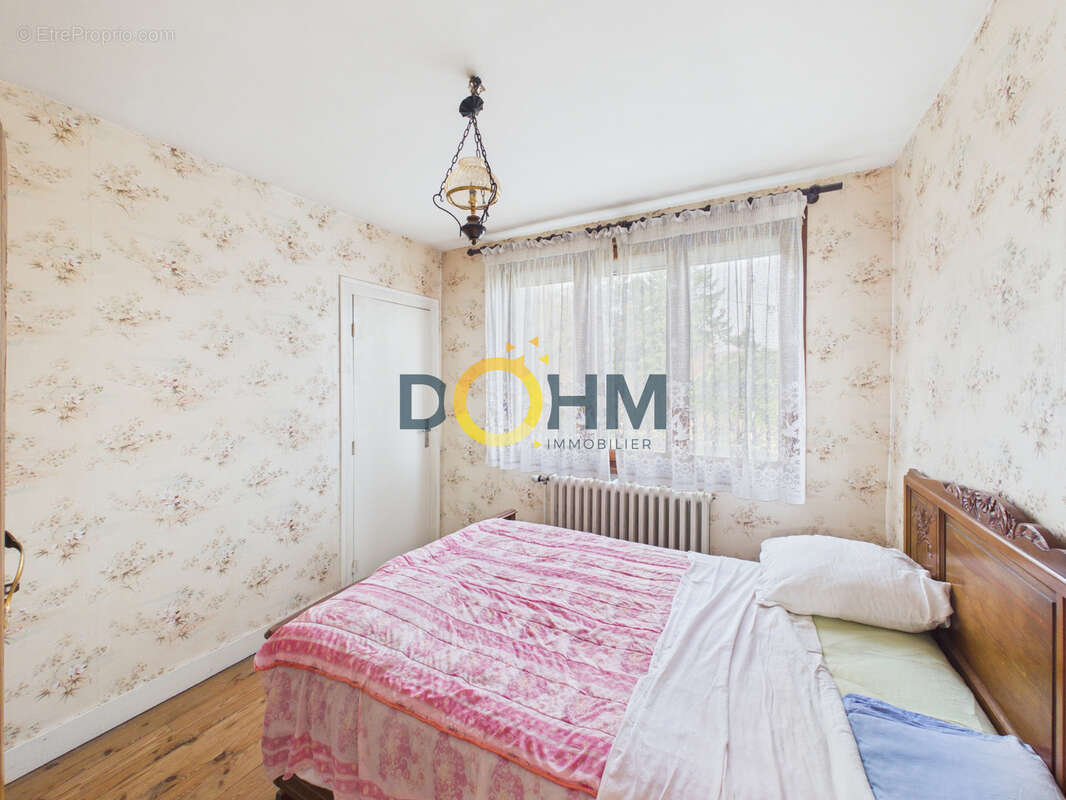 Maison de 73 m2 avec nombreuses annexes et 4698 m2 de terrain - photo 11