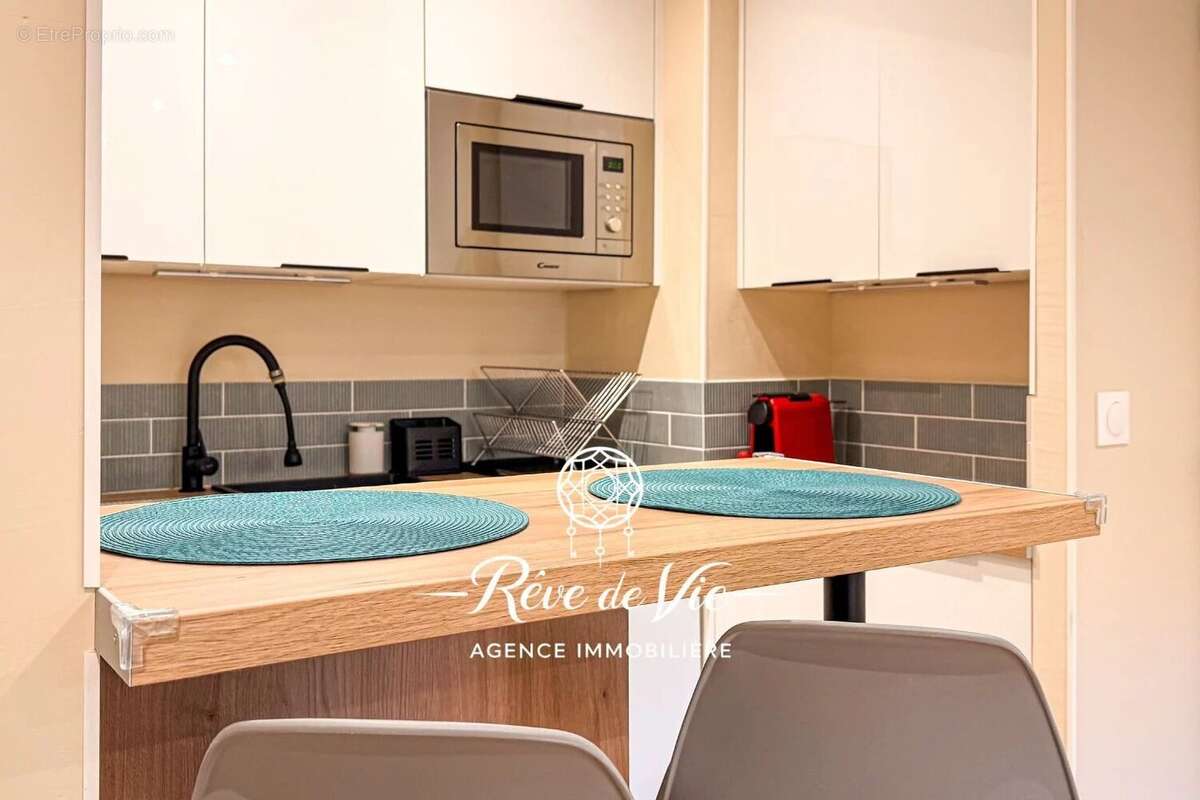 Appartement à BORMES-LES-MIMOSAS