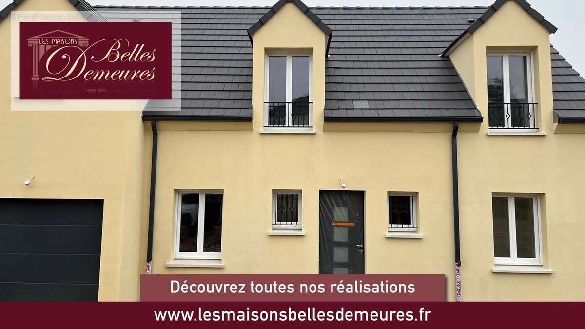 Terrain à VAUX-SUR-SEINE