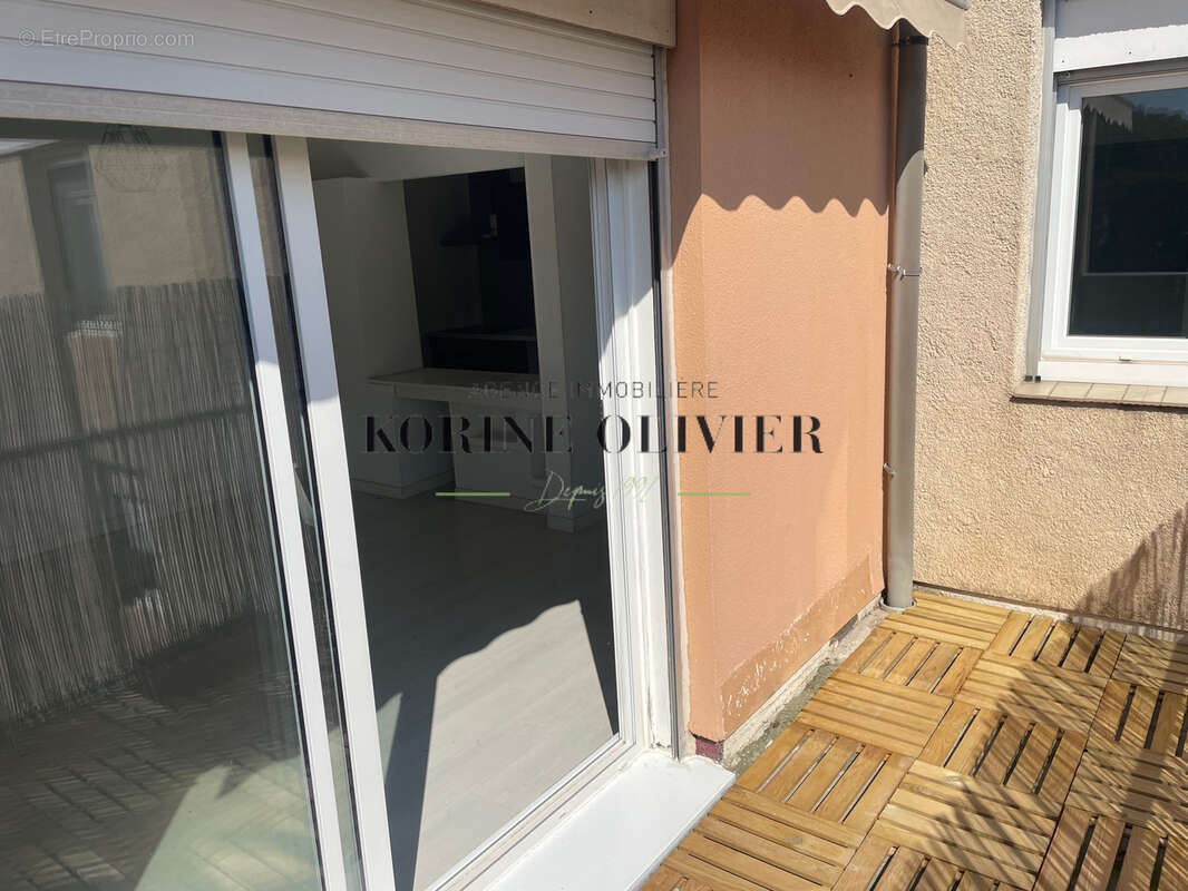 Appartement à VENELLES