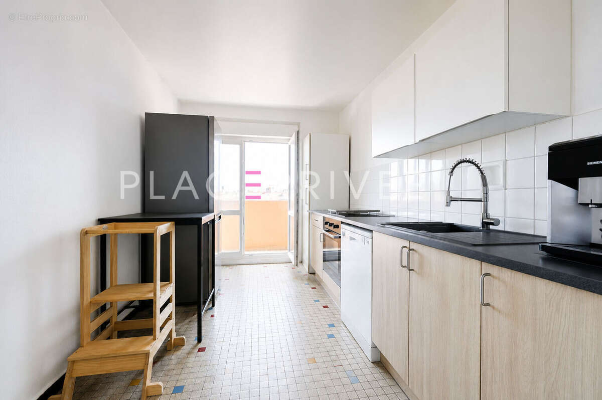 Appartement avec balcons et garage - photo 4
