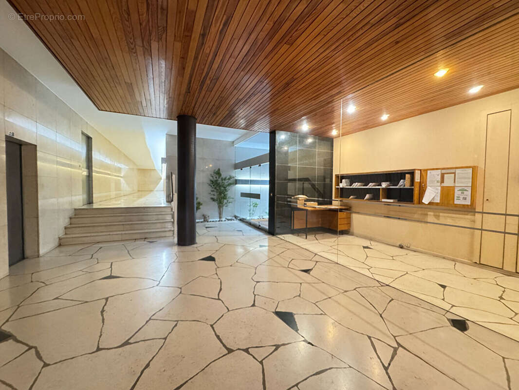 Appartement à FONTENAY-SOUS-BOIS