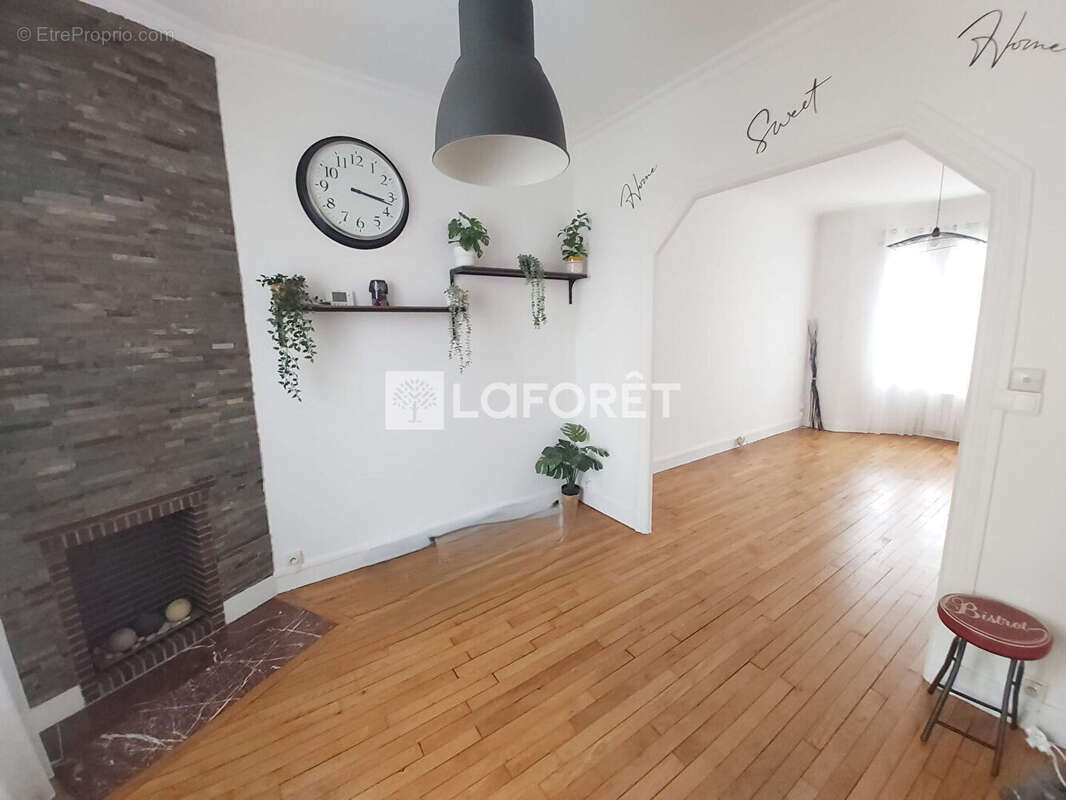 Maison à VILLEMOMBLE