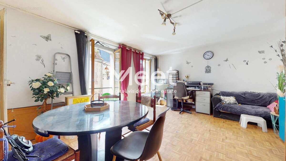 Appartement à TOUCY