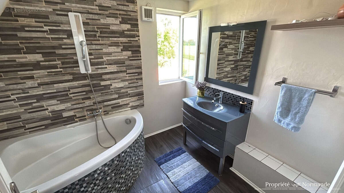 Maison à PONT-AUDEMER