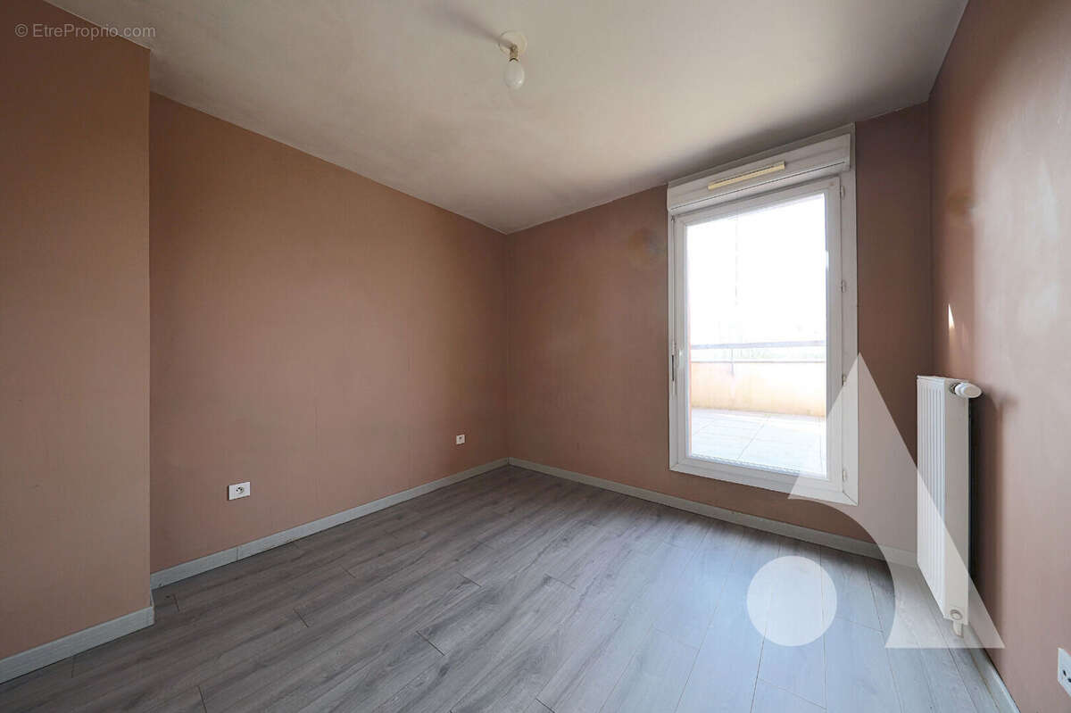 Appartement à MOISSY-CRAMAYEL