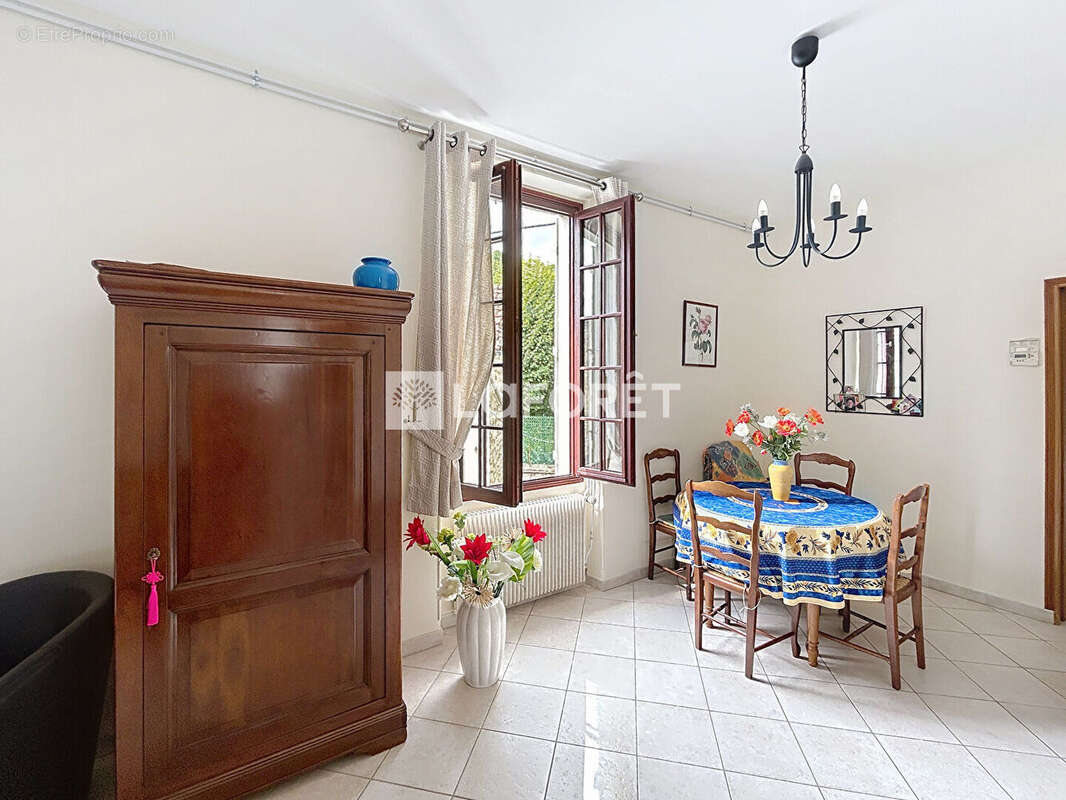 Appartement à VILLENNES-SUR-SEINE