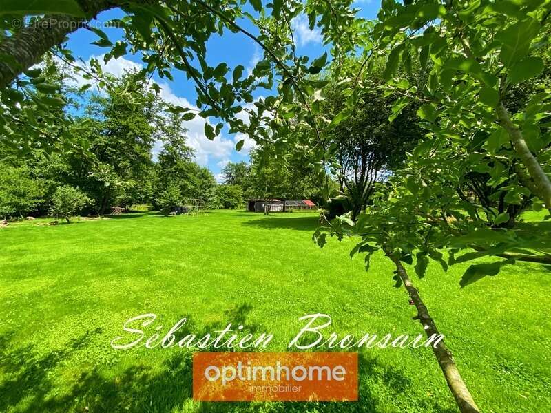 Maison à MONT-SOUS-VAUDREY