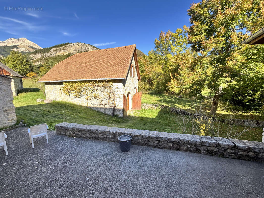 Maison à LA ROCHE-DES-ARNAUDS