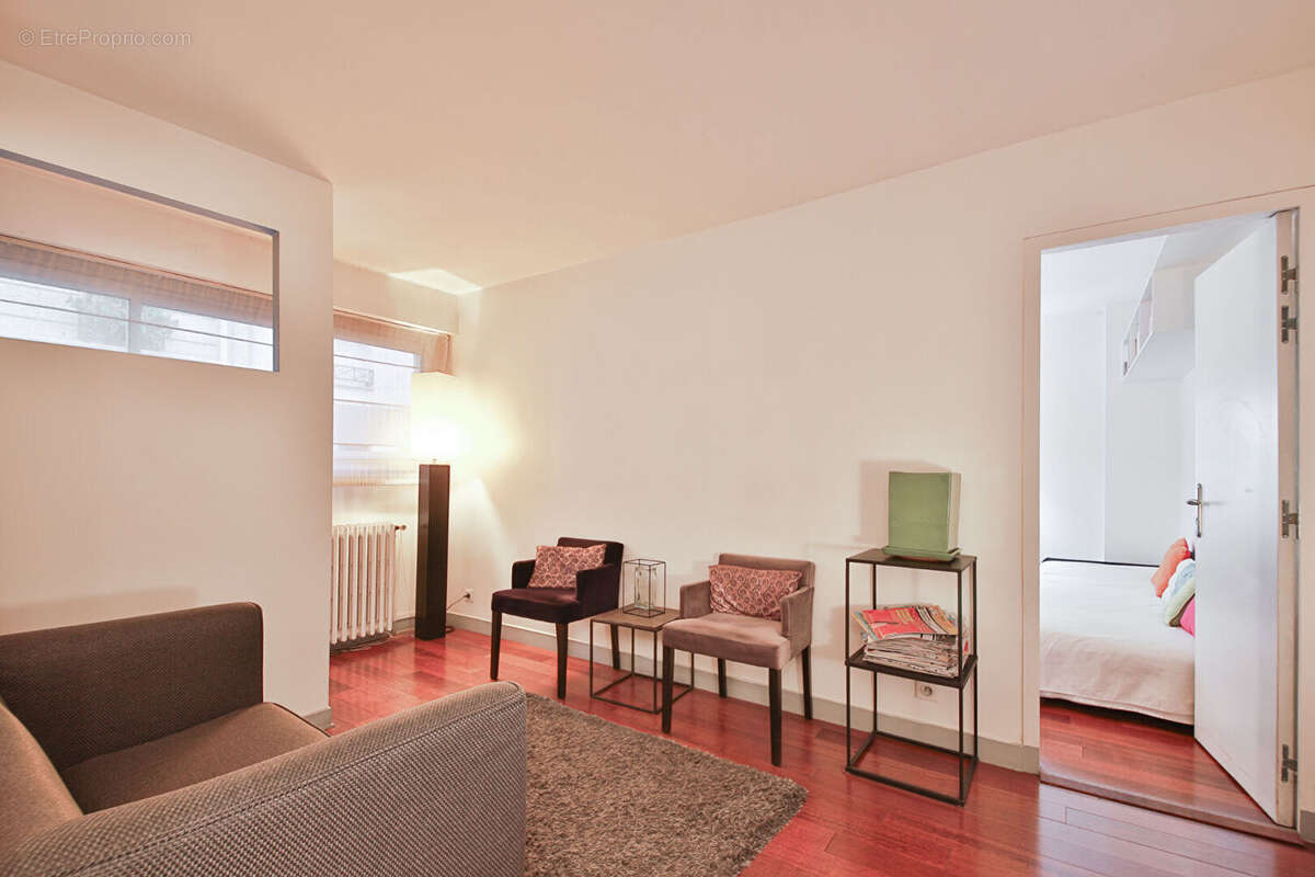 Commerce à PARIS-14E