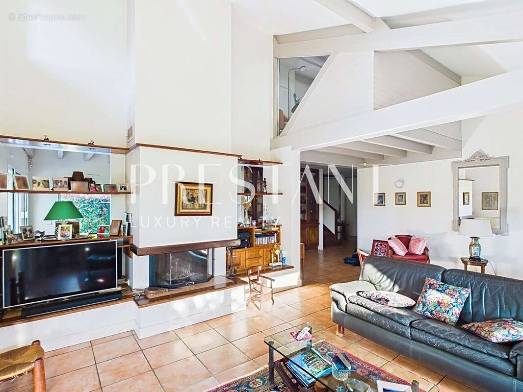 Au bord du lac Mouriscot, une maison de famille - photo 13
