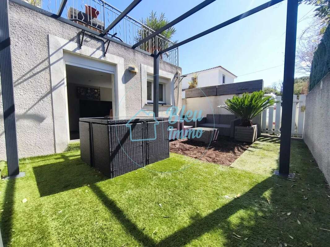 Appartement à LATTES