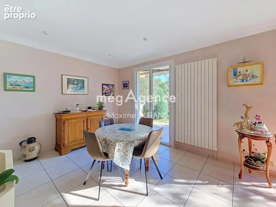 Maison familiale avec sous-sol complet - photo 4
