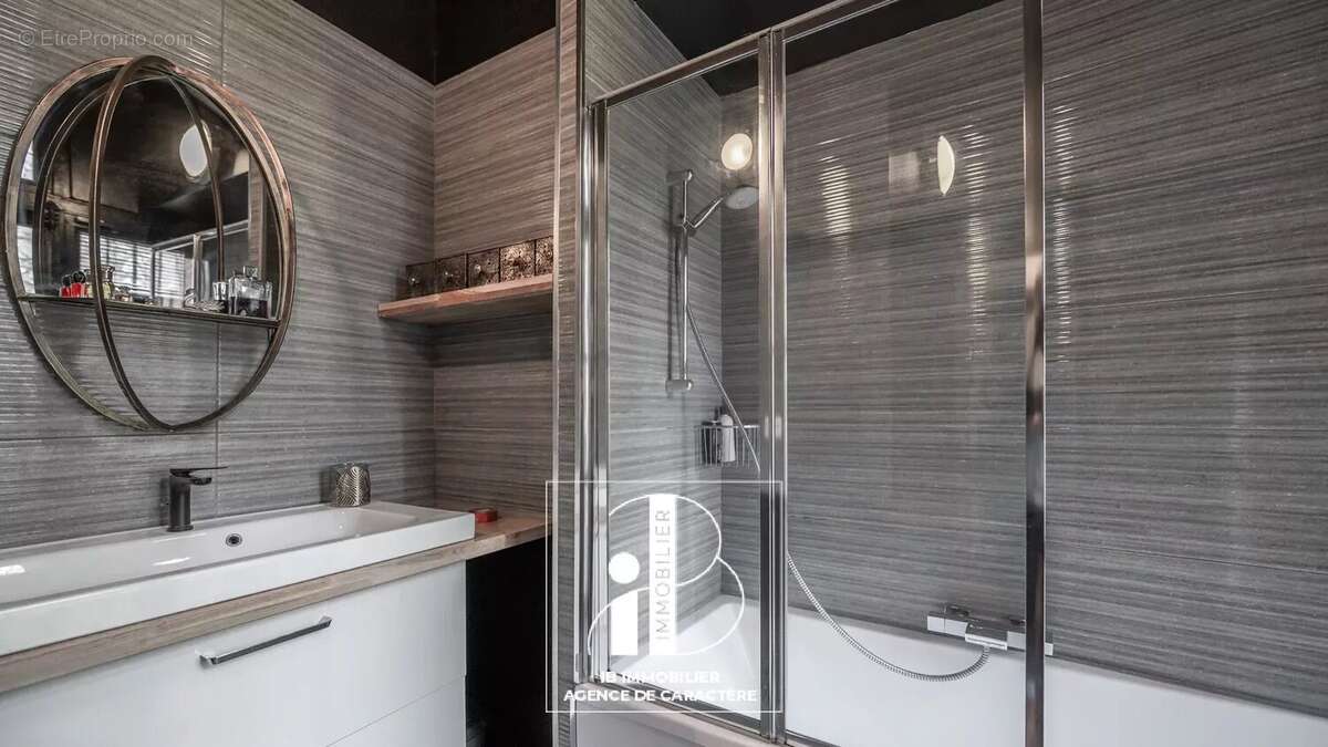 Appartement à PRINGY