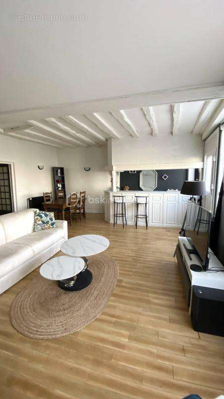 Maison à DAMMARTIN-EN-SERVE