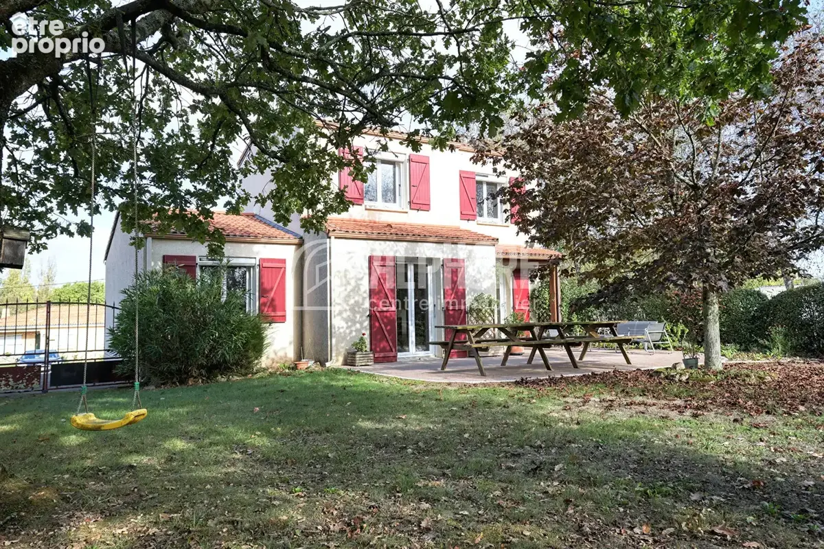 Maison Rives De L Yon - photo 10