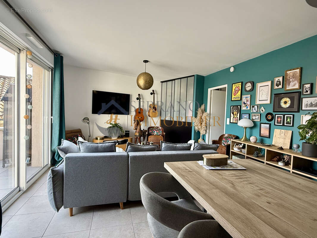 Appartement à MAILLANE