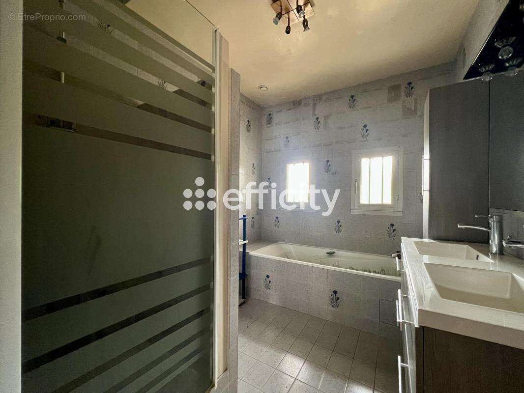 Maison à BATZ-SUR-MER