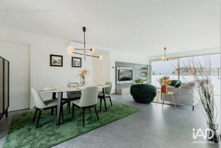 Appartement 105 m² à Paris-17e  - photo 2