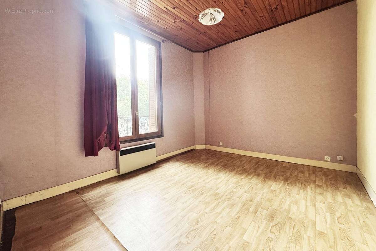 Maison à MONTREUIL