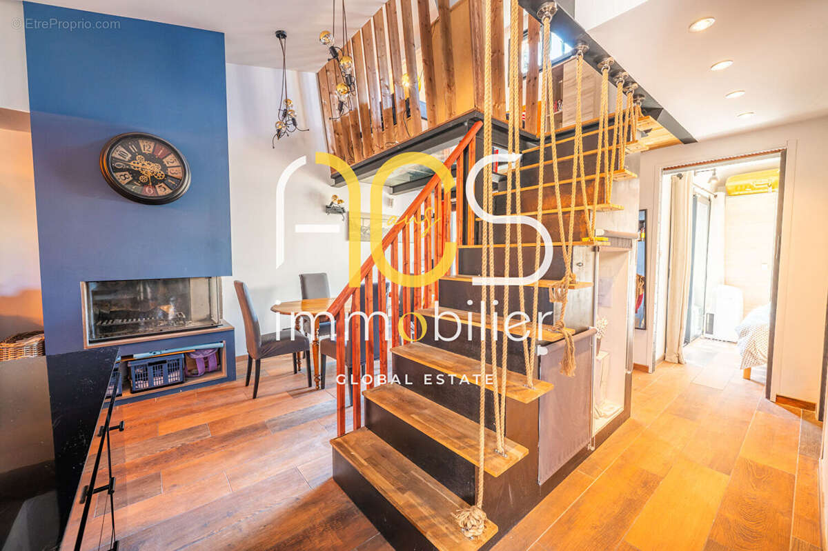 Maison à SAUSSET-LES-PINS