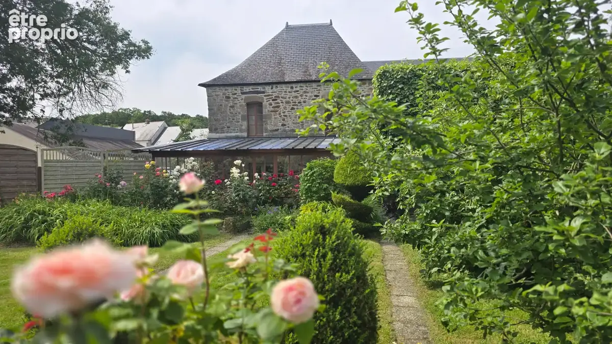 Jugon les Lacs - Elégante maison de bourg et ravissant jardin à 2 pas du lac - photo 2