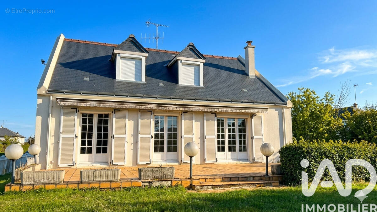 Photo 1 - Maison à PARCAY-MESLAY