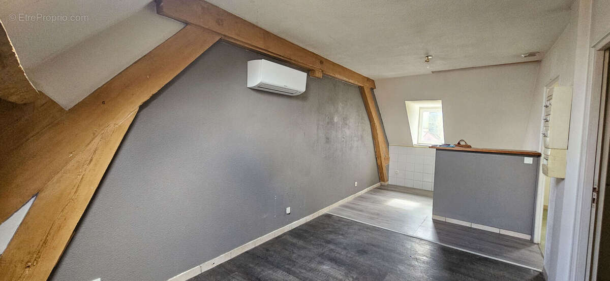 Appartement  2 pièce(s) 30 m2 à Pont de Beauvoisin 38 - photo 3