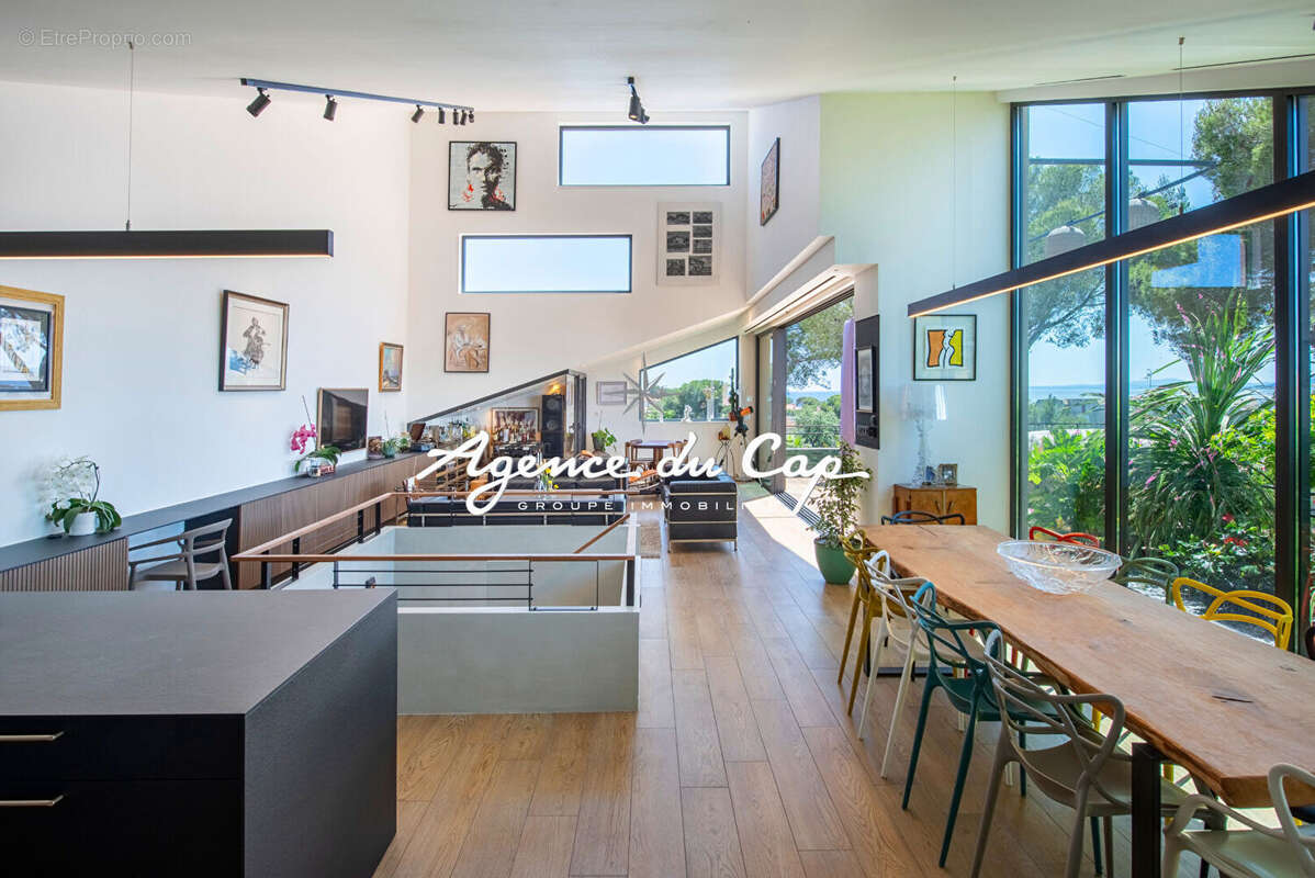 Maison à SAINT-RAPHAEL