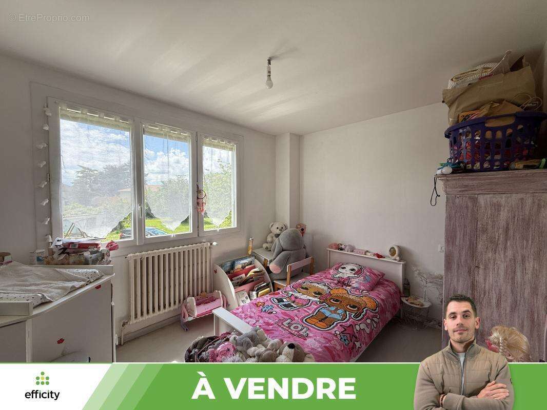 Maison à LEZAY