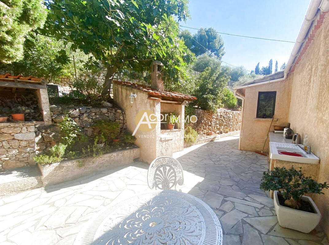 Ollioules villa vue dominante - photo 12