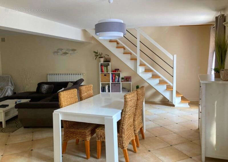 Maison à LA BRILLANNE