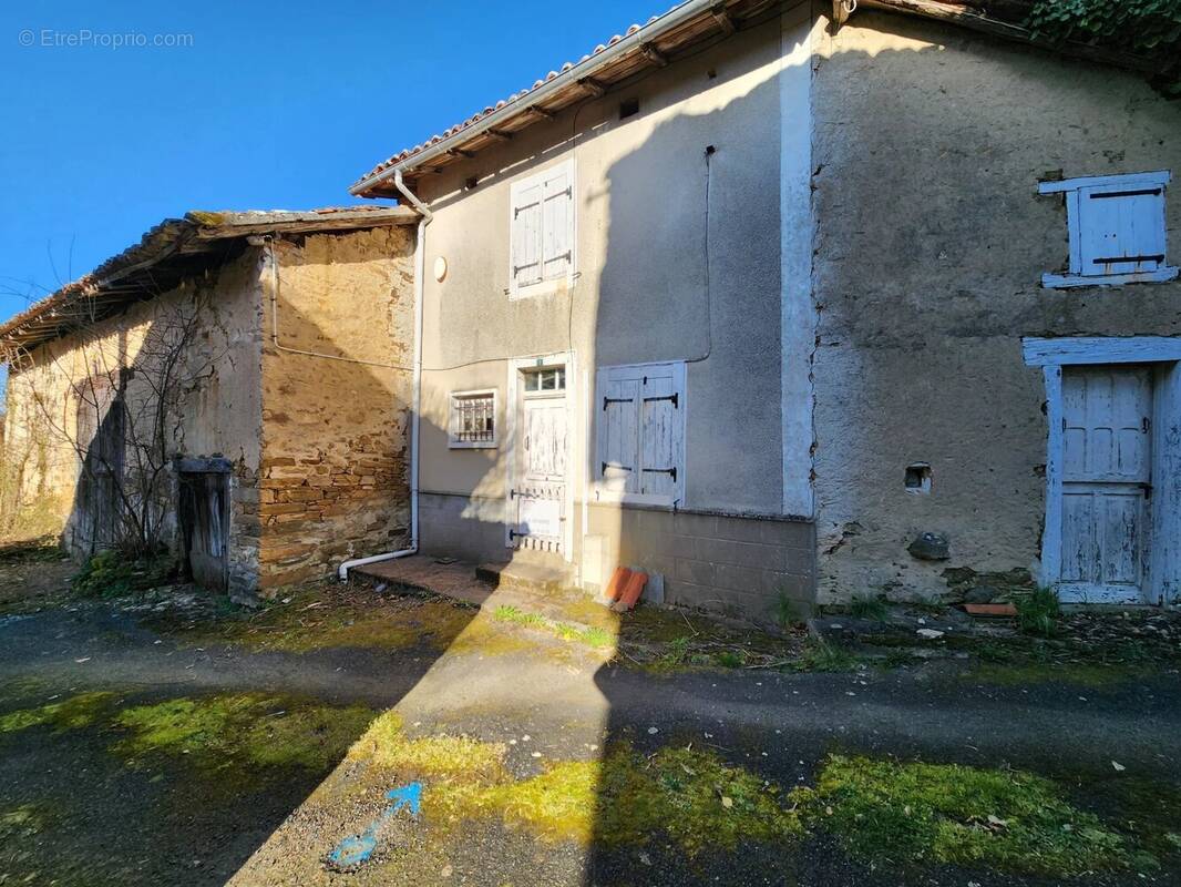 Appartement 74 m² à Champagnac-La-Riviere  - photo 1