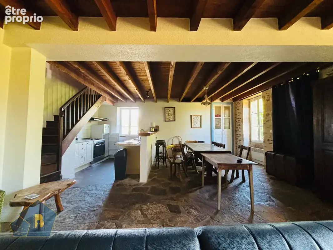 Maison en pierre de pays avec grange attenante, terrain et piscine   Fort potentiel d’agrandissement - photo 8
