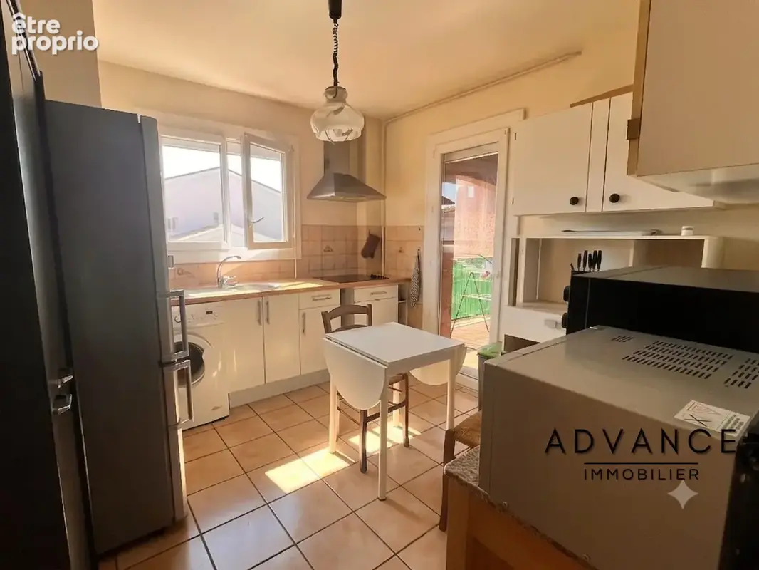 Appartement 3 pièces 71 m² à vendre à Toulouse (31500) - photo 2
