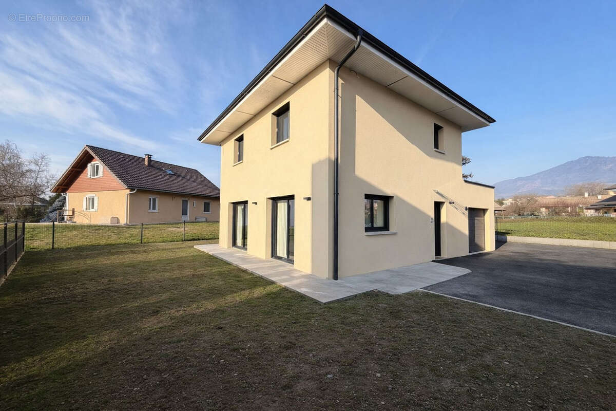 Maison à NANGY
