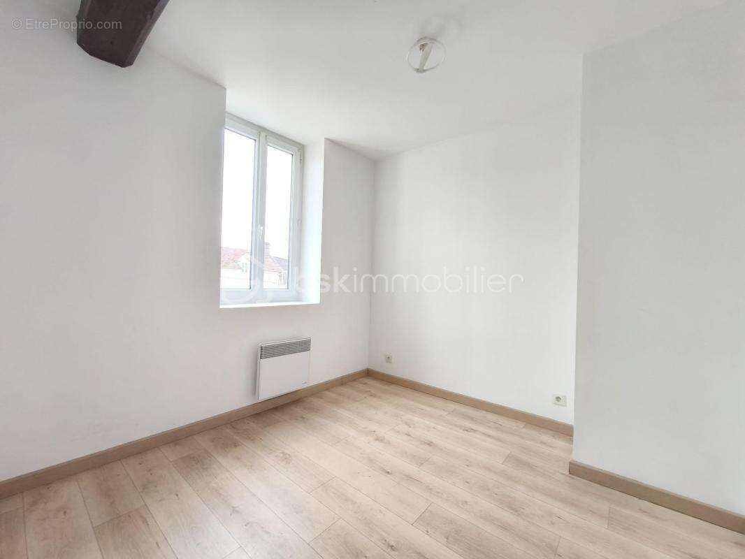 Maison à LIZY-SUR-OURCQ