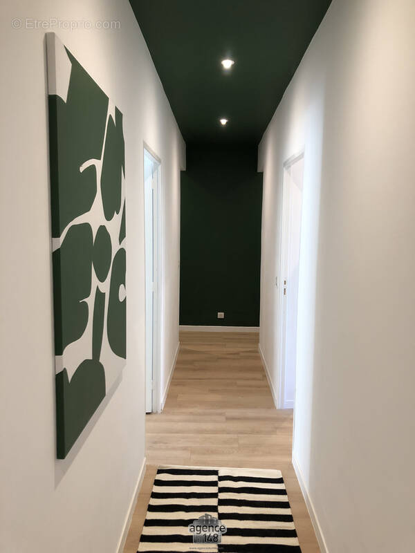 Appartement à MARSEILLE-6E