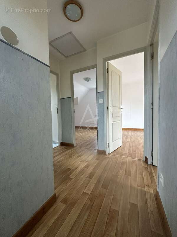 Maison à LOCOAL-MENDON