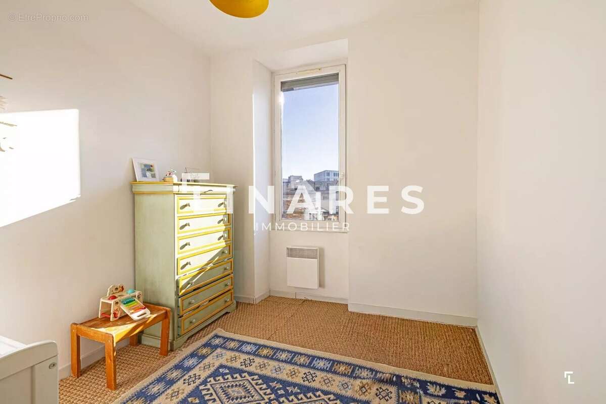 Appartement à MARSEILLE-3E
