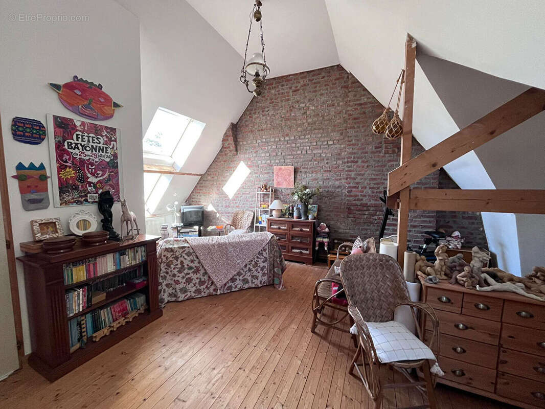 Maison à COQUELLES