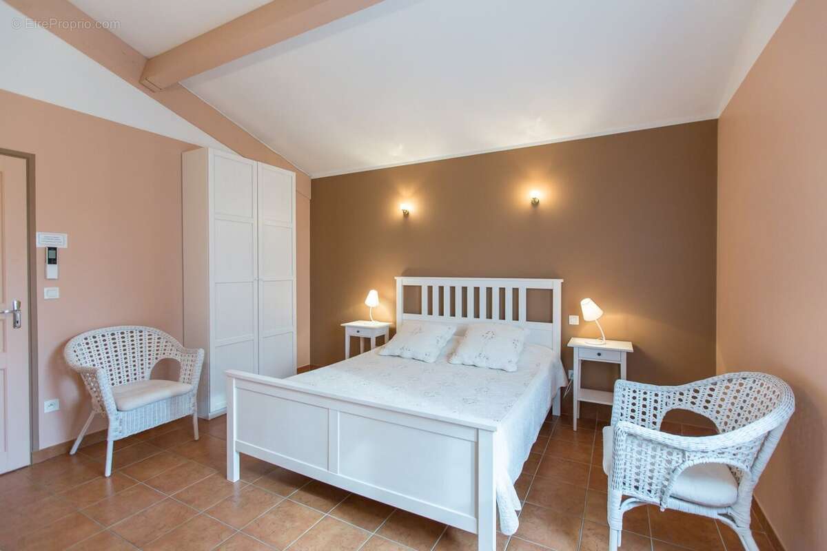 Maison à GROSPIERRES