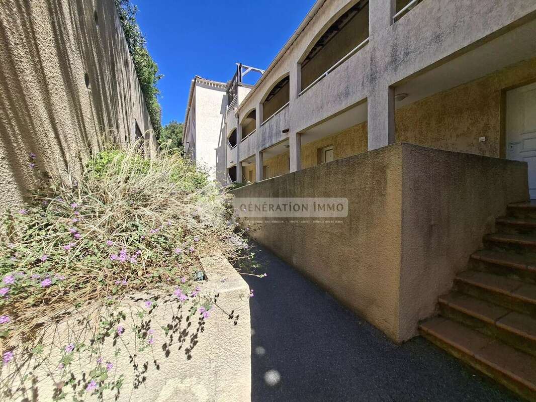 Appartement à SAUSSET-LES-PINS