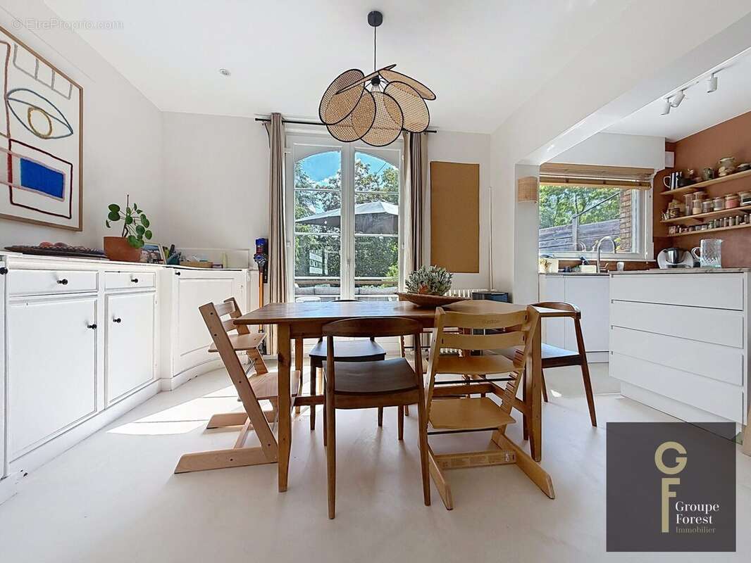 Maison 148 m² à La Madeleine  - photo 8