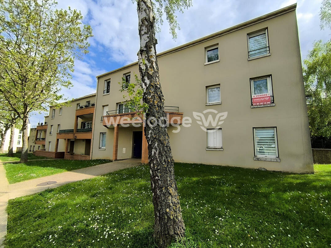 Appartement à JOUY-LE-MOUTIER