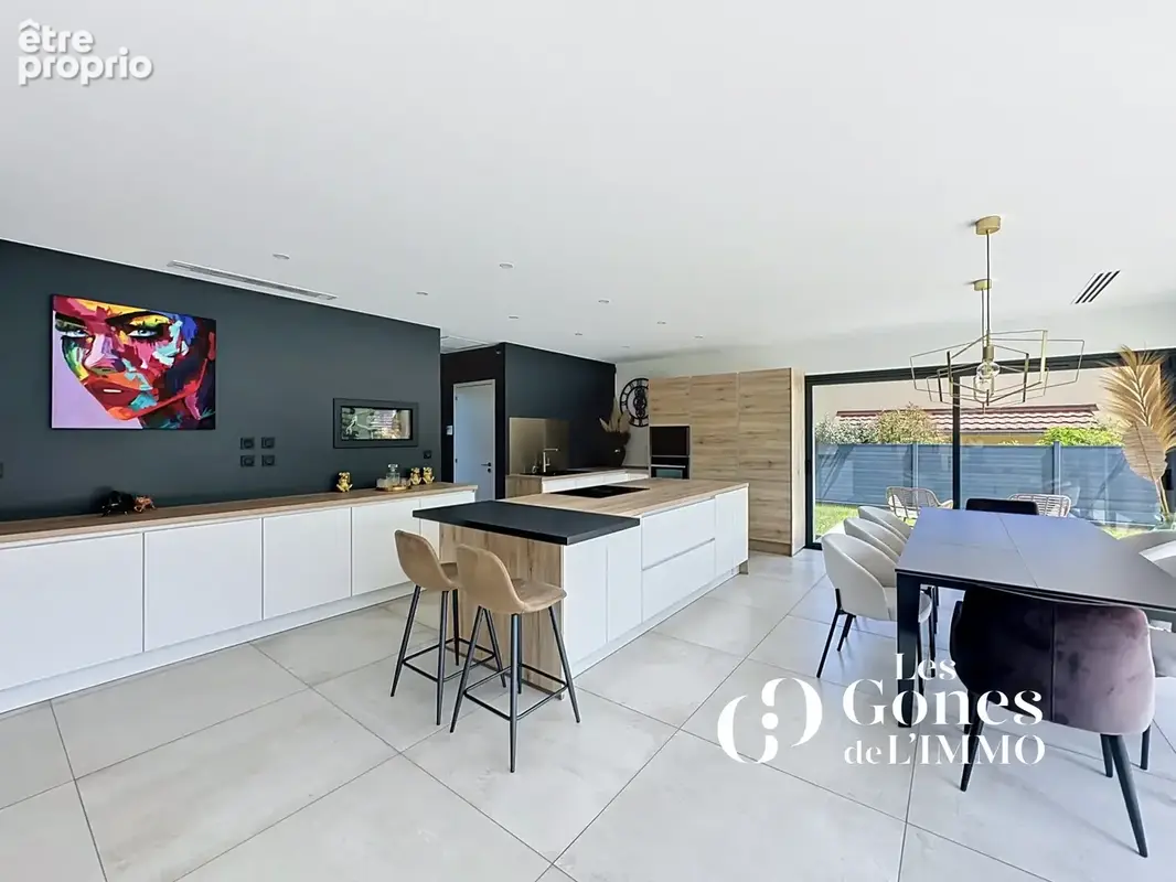 Villa  t5 - 180m2 - piscine - terrain 1490 m2- double  garage - photo 6