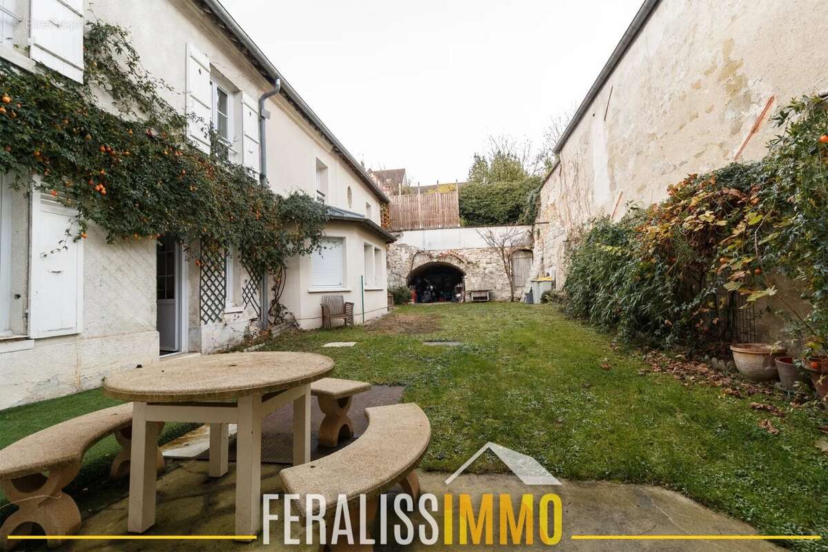 Maison à VAUX-SUR-SEINE